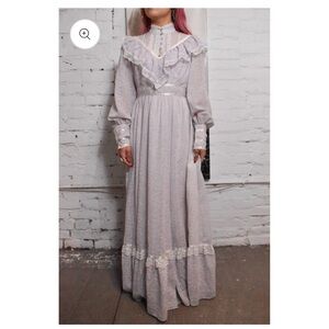 1970s Gunne Sax Lavender Ditzy Floral Victorian Maxi Long Sleeve Prairie Dress